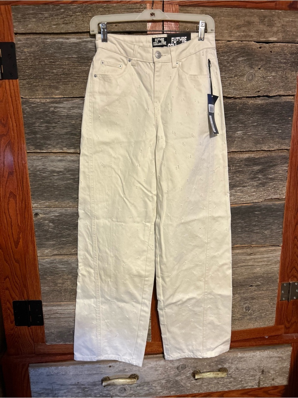 NWT Future Collective Women's Cream Wide-Leg Jeans Distressed Size 0